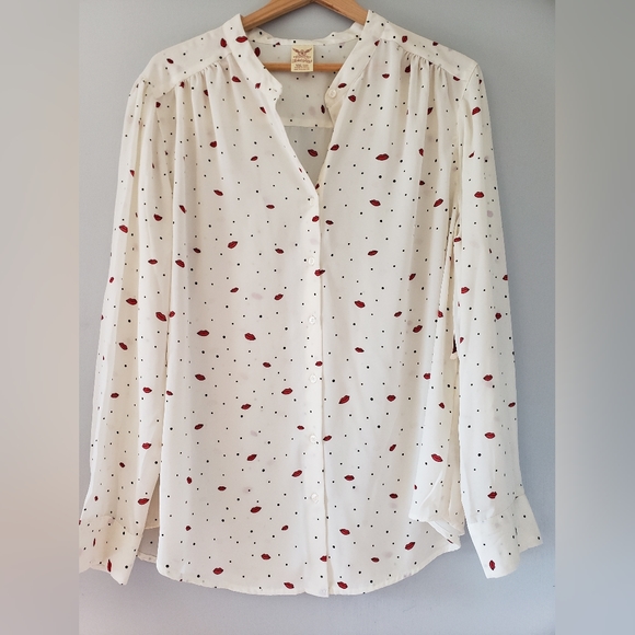 Faded Glory Red Lips blouse - Picture 5 of 7